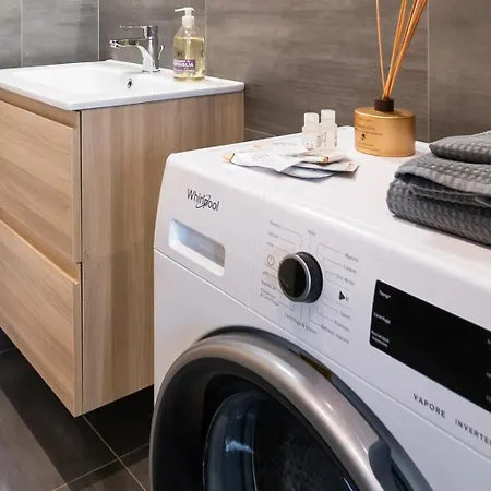 Apartamento Modern Near Bocconi & Navigli *
